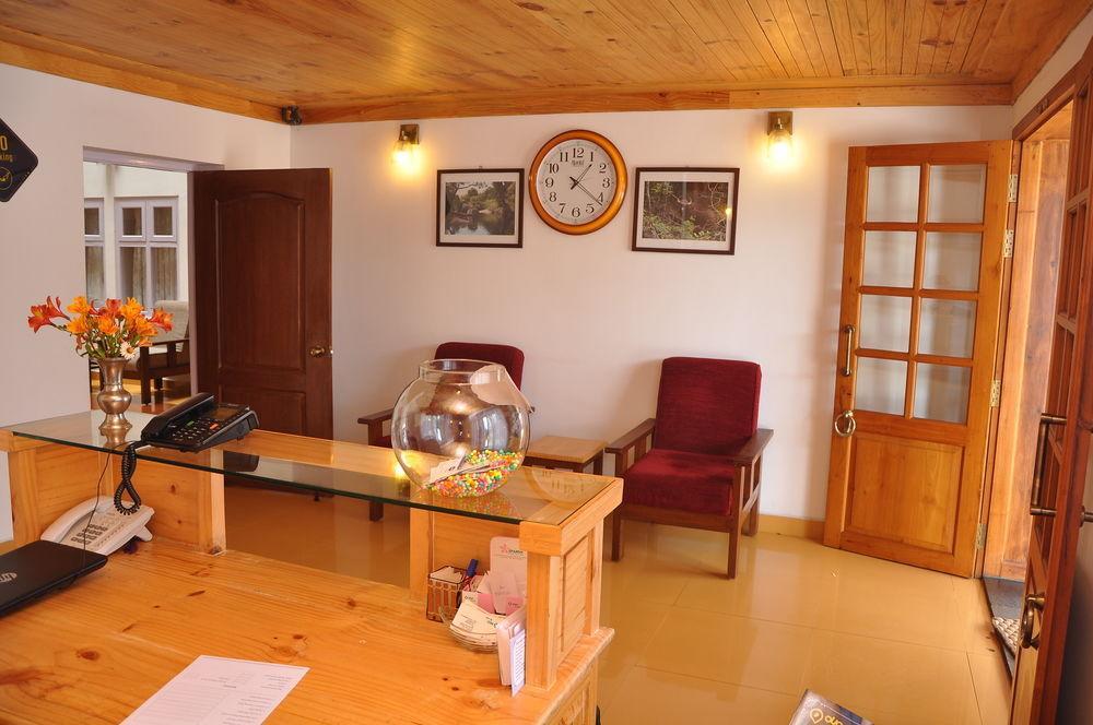 Oyo Premium Convent Road Near Lake كوديكانال المظهر الخارجي الصورة